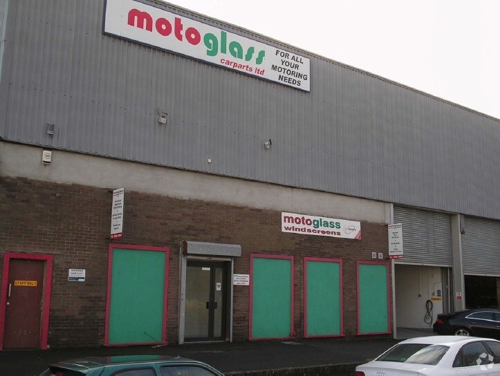 17 Balmoral Rd, Belfast, BT12 6QA