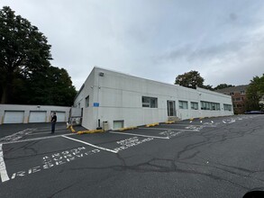 160 Great Neck Rd, Great Neck, NY for lease Building Photo- Image 1 of 7