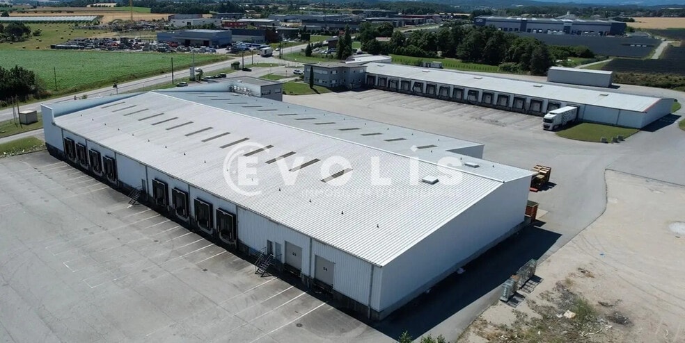 Chemin De Beauvert, Montéléger for lease - Building Photo - Image 3 of 9