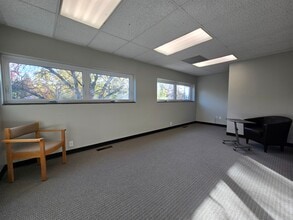 210-230 Collingwood Dr, Ann Arbor, MI for lease Interior Photo- Image 2 of 4