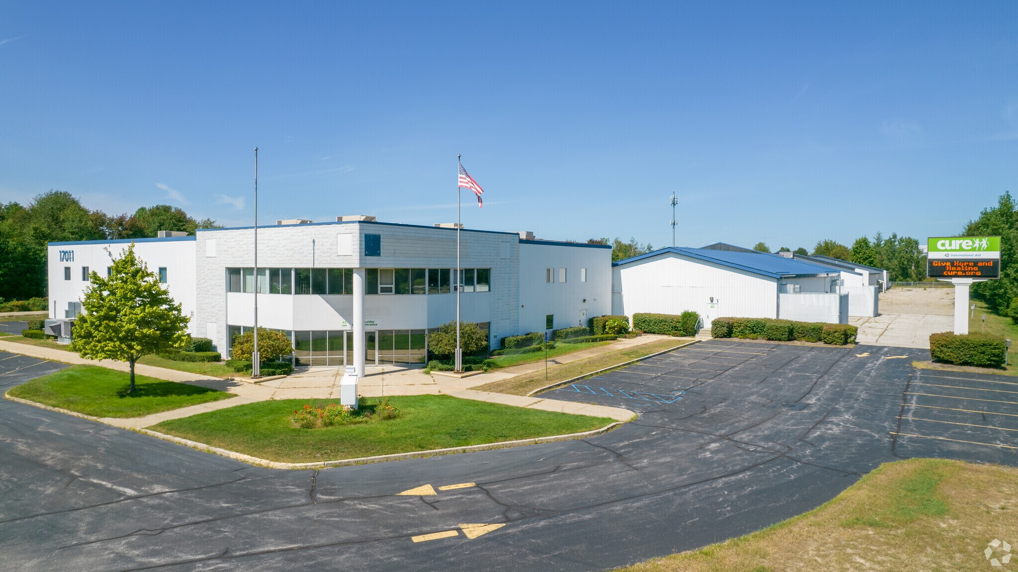 17011 Hickory St, Spring Lake, MI for sale Primary Photo- Image 1 of 1