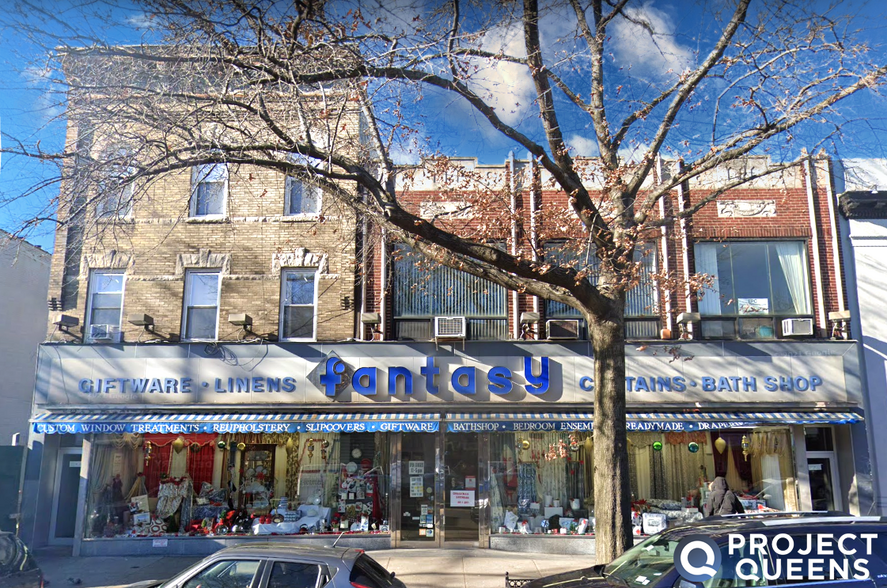 3032 Steinway St, Astoria, NY for lease - Building Photo - Image 1 of 4