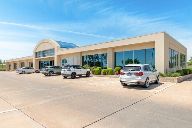 More details for 1401 SW Park Ridge Blvd, Lawton, OK - Office for Sale