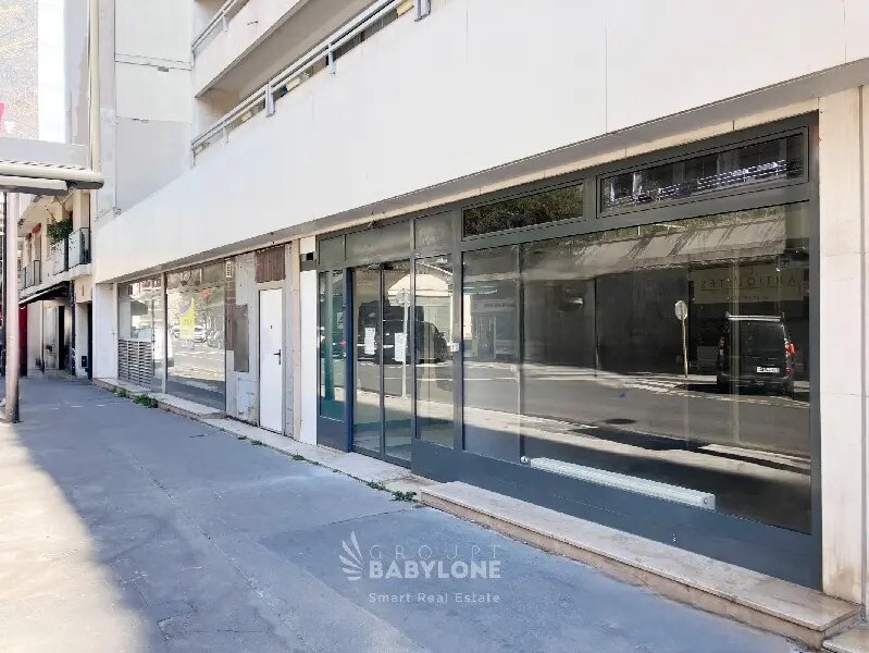 39 Rue Du Docteur Blanche, Paris for sale Building Photo- Image 1 of 14