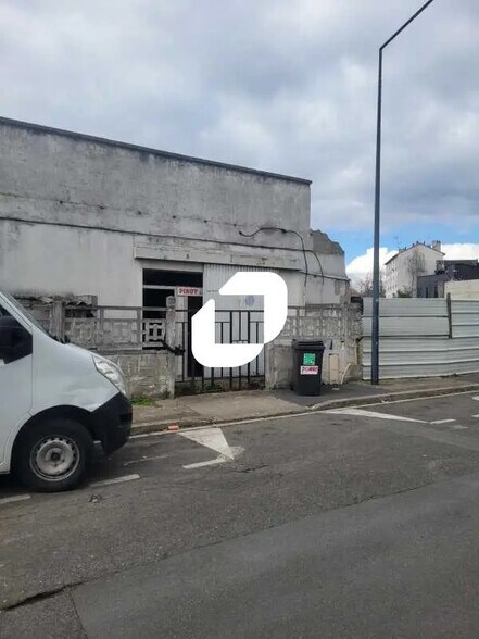 Flex in Saint-Denis for sale - Building Photo - Image 1 of 11