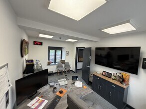 Butterley Corne, Ripley for lease Interior Photo- Image 2 of 6