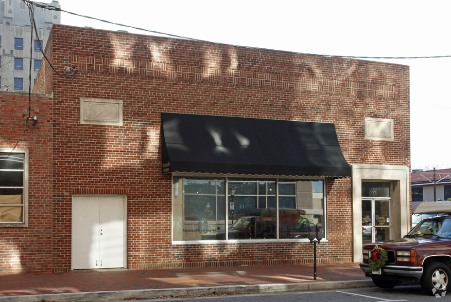 227 W York St, Norfolk, VA for lease - Building Photo - Image 2 of 2