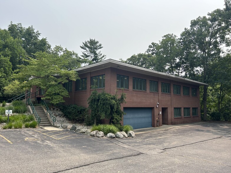 1428 44th St SW, Grand Rapids, MI for lease - Building Photo - Image 1 of 2
