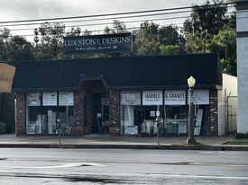22540 Ventura Blvd, Woodland Hills CA - Storefront