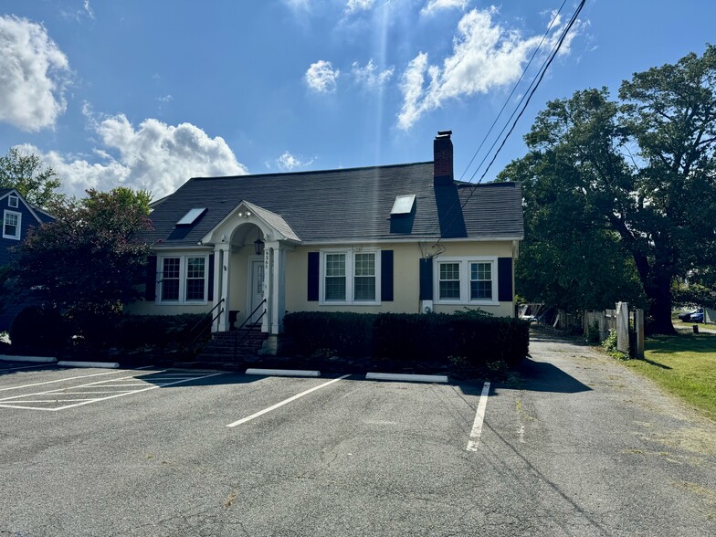 8365 Richmond Hwy, Alexandria, VA for lease - Building Photo - Image 2 of 10