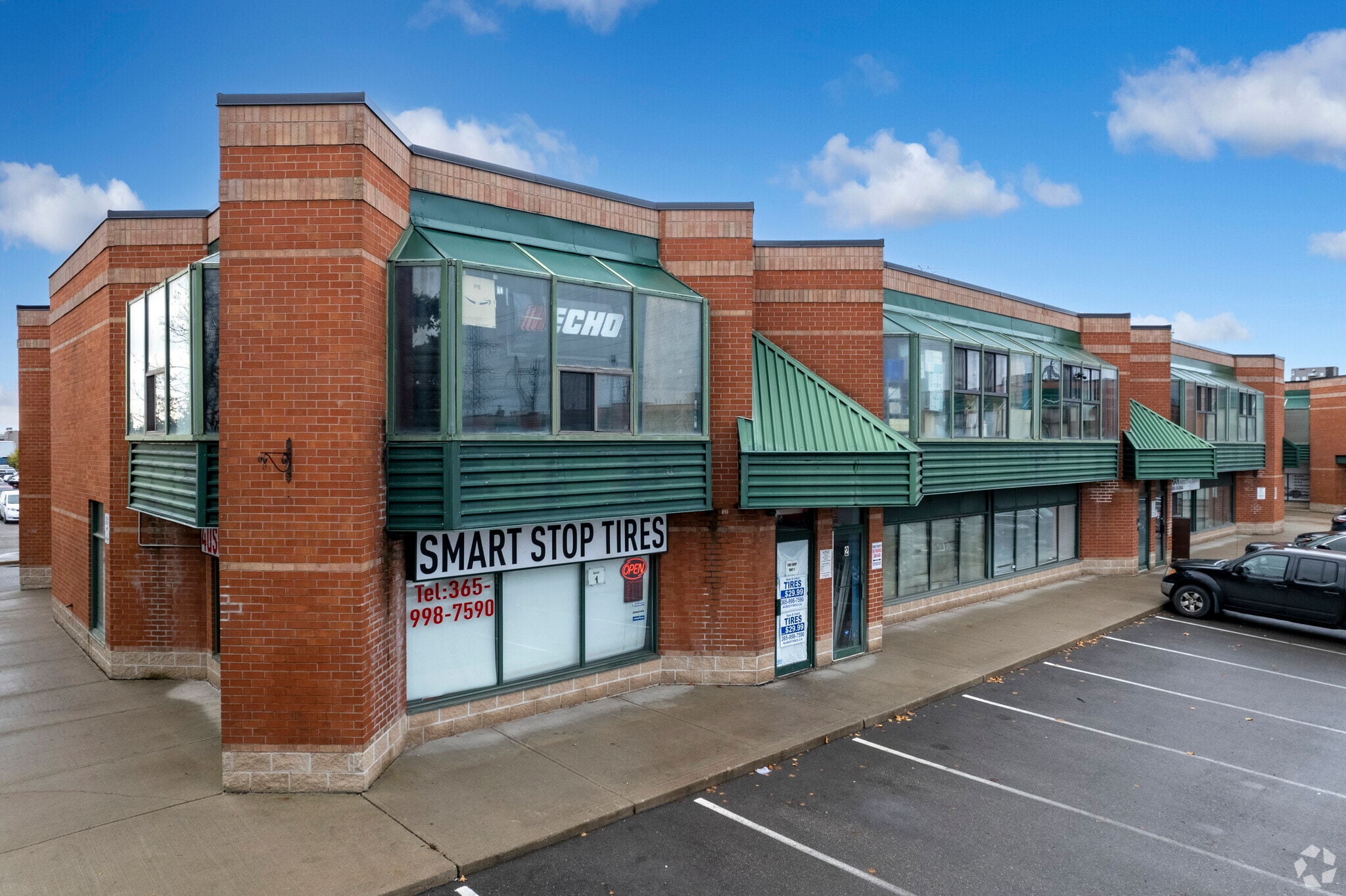 140 Regina Rd, Vaughan, ON for sale Primary Photo- Image 1 of 1