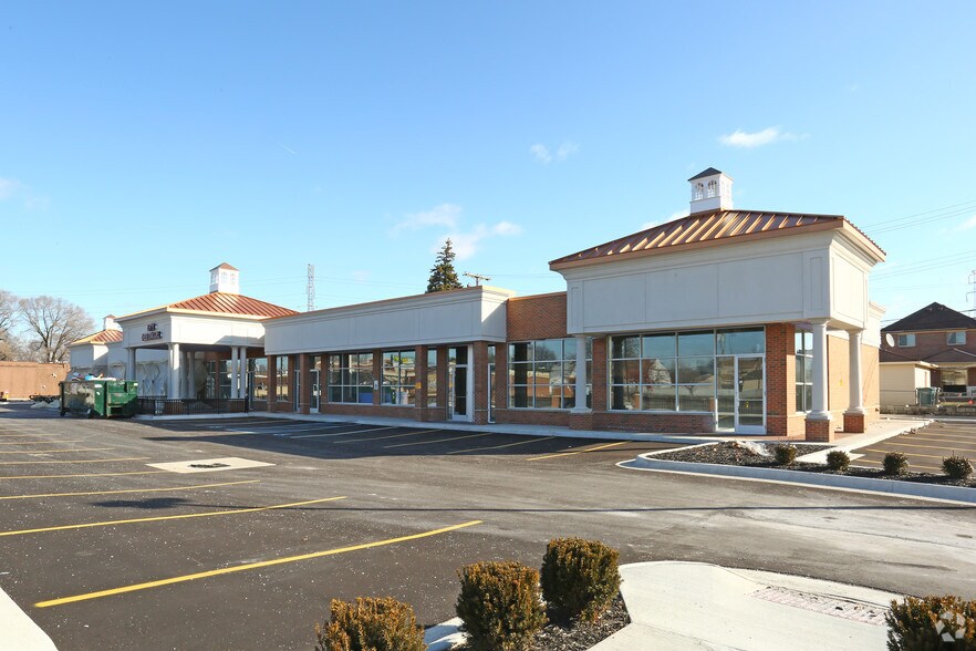 5838-5946 Schaefer Rd, Dearborn, MI for sale - Primary Photo - Image 1 of 1