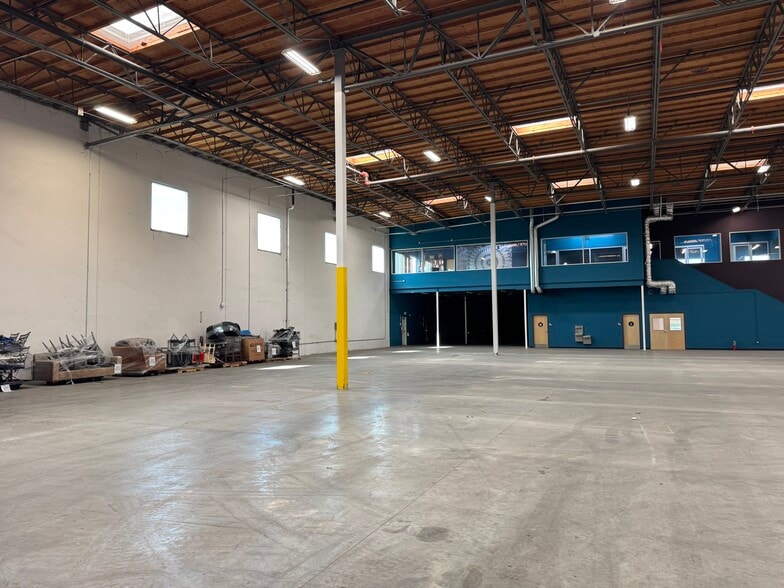 21010 S Figueroa St, Carson, CA for lease - Building Photo - Image 3 of 18