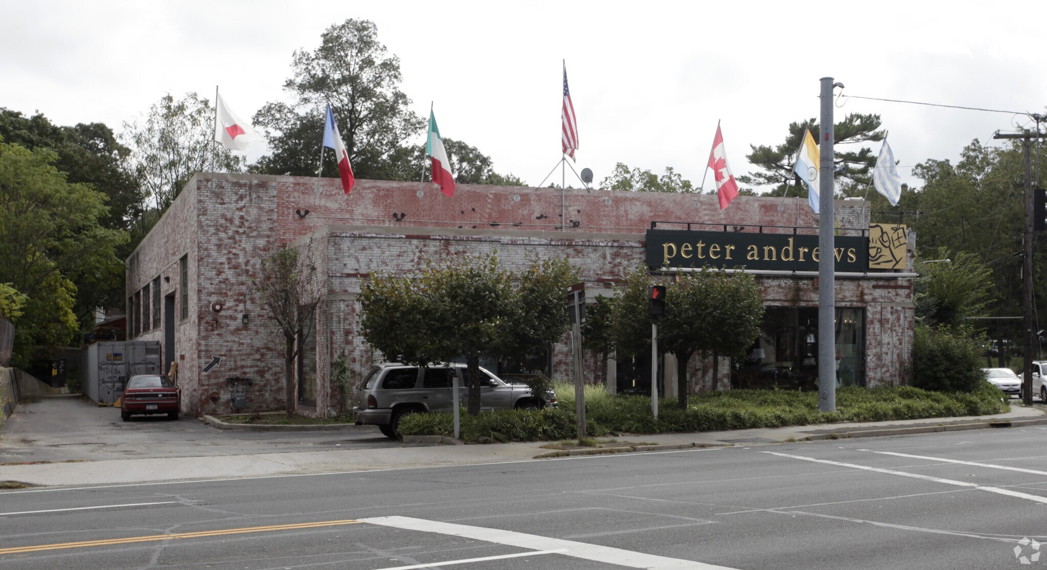 444 E Jericho Tpke, Huntington Station, NY for sale Primary Photo- Image 1 of 1