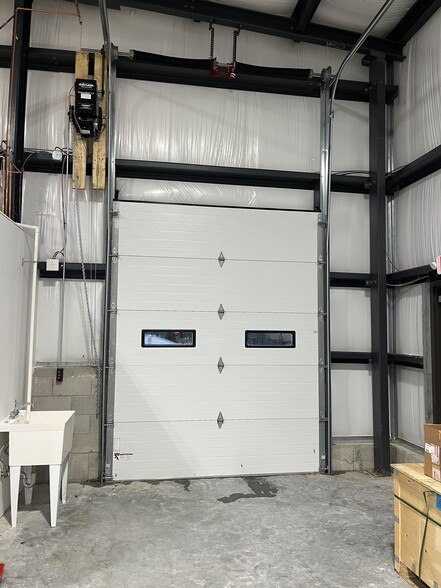 546 Stafford, Cherry Valley, MA for sale - Interior Photo - Image 2 of 8