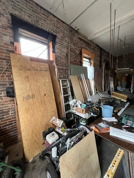 715 State Ave NE, Massillon, OH for lease - Building Photo - Image 3 of 10