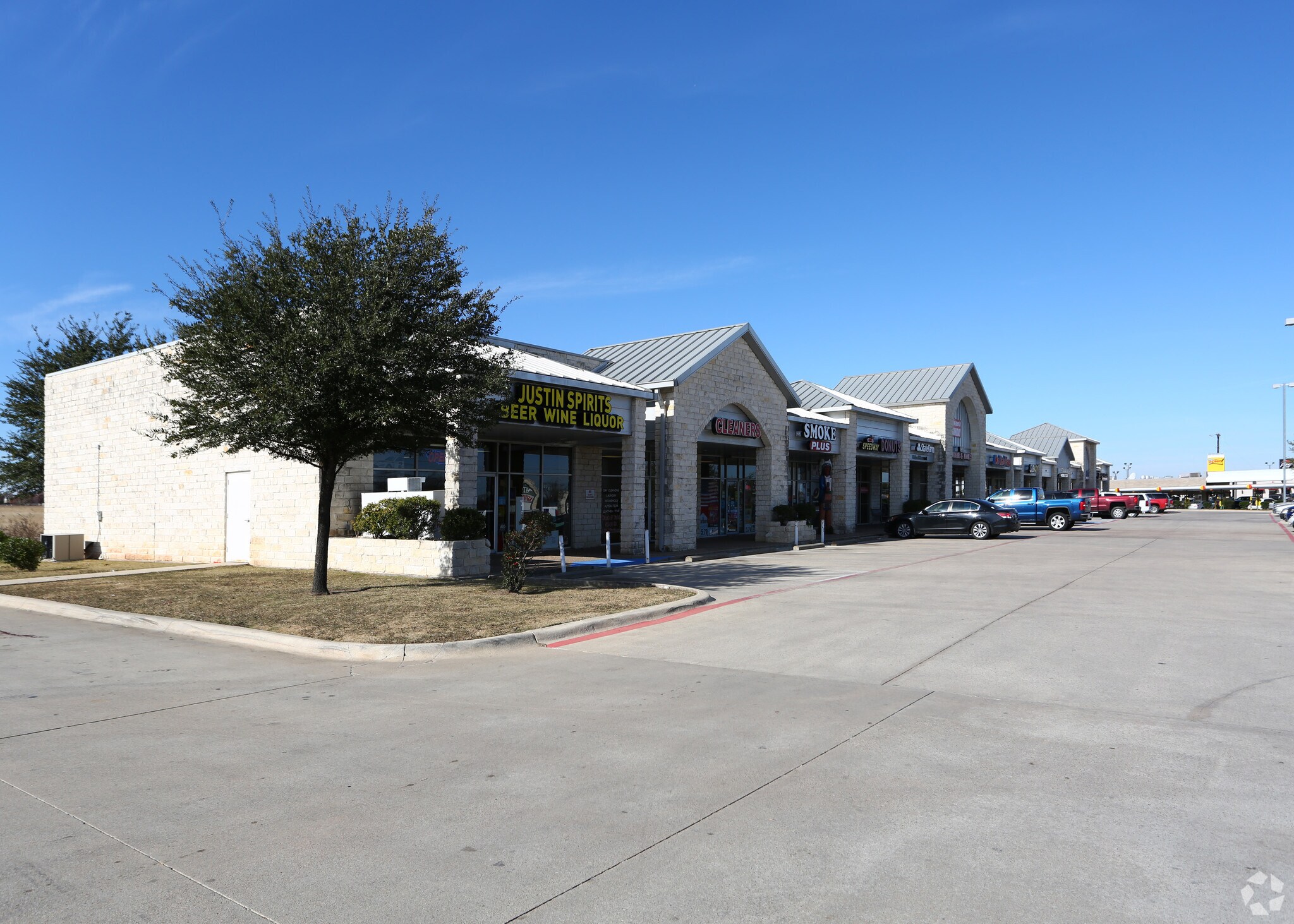 950 S FM 156, Justin, TX for lease Primary Photo- Image 1 of 3