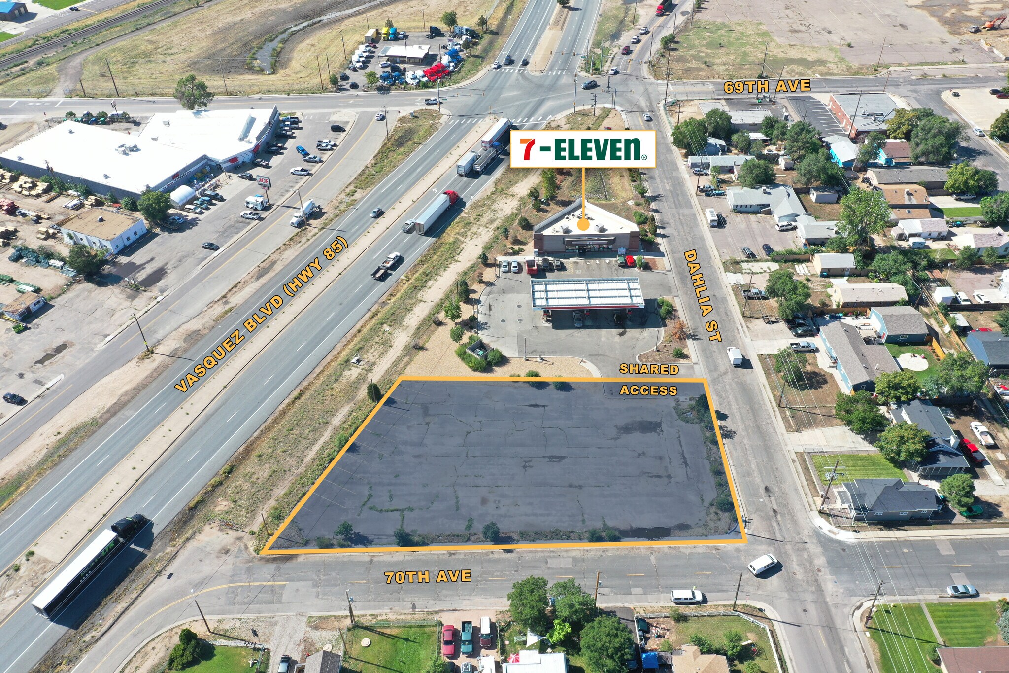 6996 Dahlia St, Commerce City, CO 80022