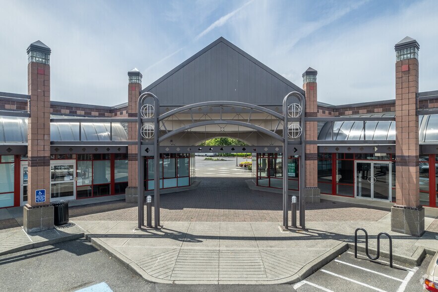 10010 NE Halsey St, Portland, OR for sale - Building Photo - Image 3 of 6