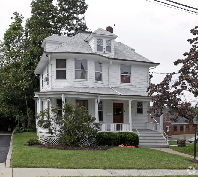 1 S Madison Ave, Spring Valley, NY for sale - Primary Photo - Image 1 of 1