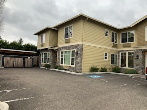 12221 SE Kelly St, Portland, OR for sale Building Photo- Image 1 of 1