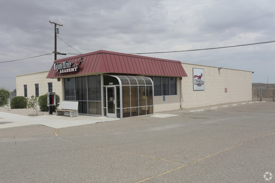 2151 W Main St, Barstow, CA for lease - Primary Photo - Image 1 of 8