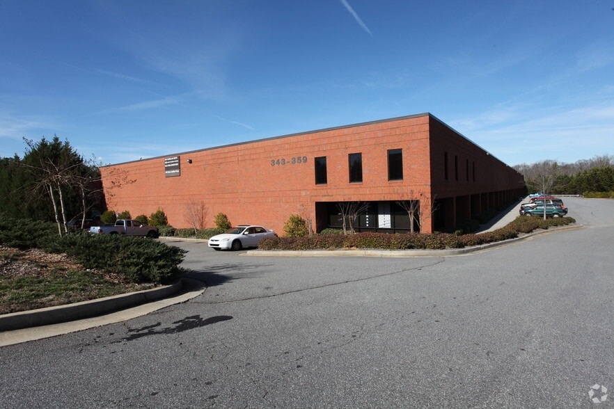 343-363 Curie Dr, Alpharetta, GA for lease - Primary Photo - Image 1 of 3