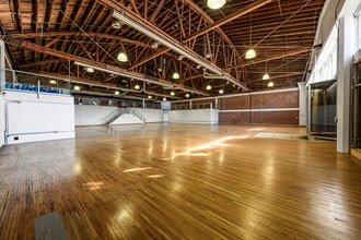 1207 E Washington Blvd, Los Angeles, CA for lease Interior Photo- Image 2 of 10