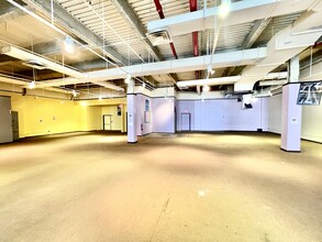 946-956 Kings Hwy, Brooklyn, NY for lease Interior Photo- Image 1 of 6