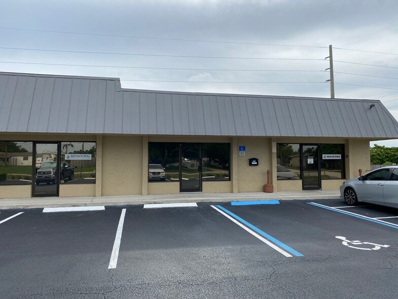 10750-10778 SE Federal Hwy, Hobe Sound, FL for lease - Building Photo - Image 3 of 5