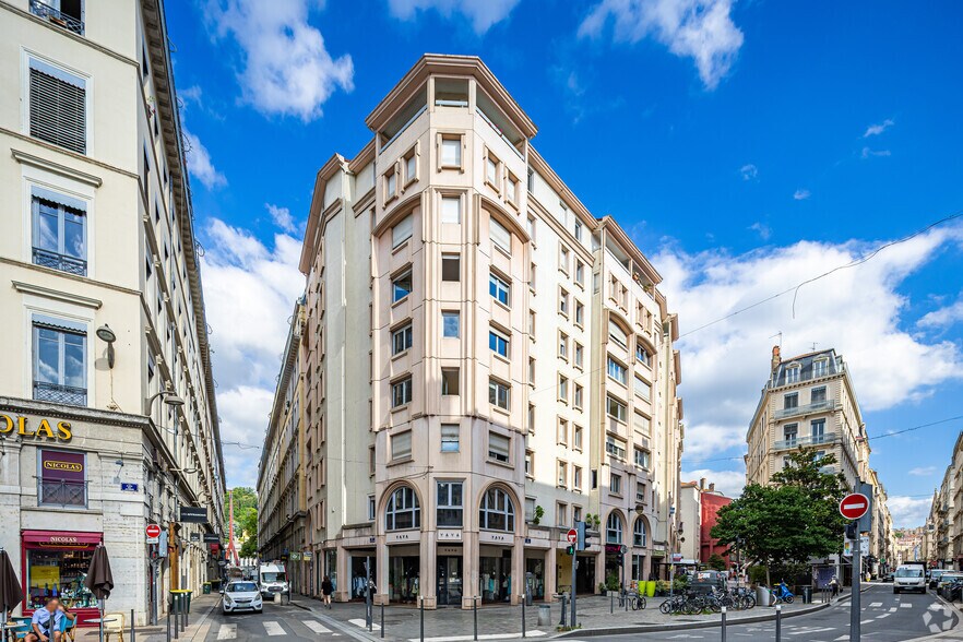 Multifamily in Lyon for sale - Primary Photo - Image 1 of 1