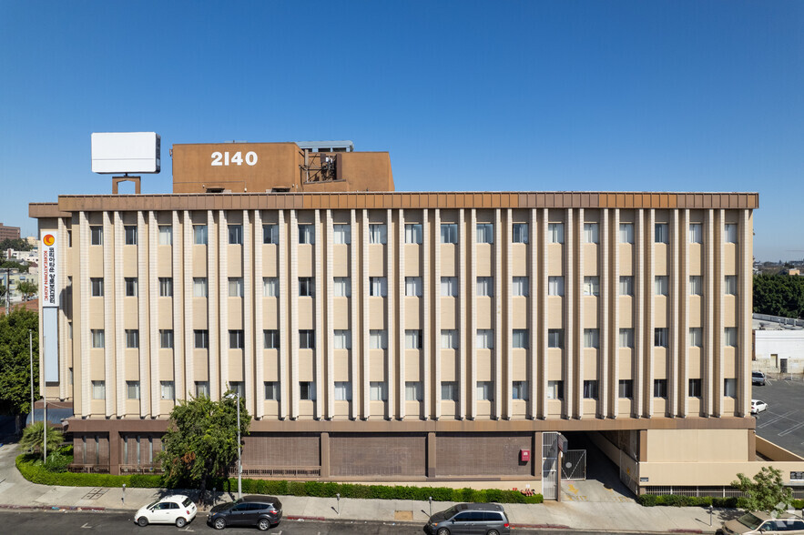 2140 W Olympic Blvd, Los Angeles, CA for lease - Aerial - Image 3 of 4