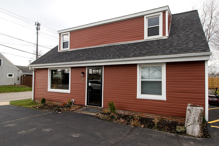 5816 Andrews Rd, Mentor-on-the-Lake, OH for sale - Primary Photo - Image 1 of 1