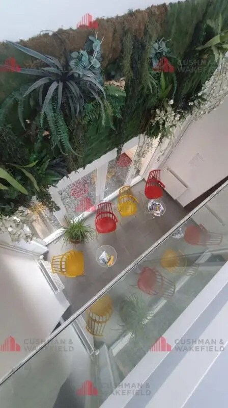 Office in Dijon for sale Interior Photo- Image 1 of 3