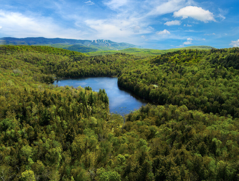 Lac En Ciel, Mont-tremblant, QC for sale - Building Photo - Image 2 of 2