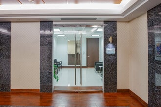 999 Brickell Ave, Miami, FL for lease Interior Photo- Image 1 of 31