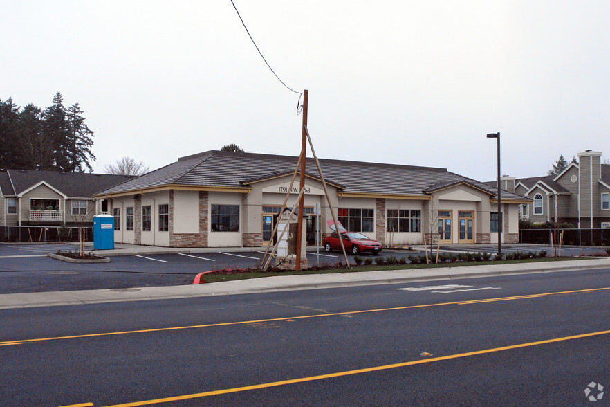 1791 NW 173rd Ave, Beaverton, OR for sale - Primary Photo - Image 1 of 23