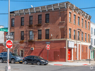 More details for 72 Van Dyke St, Brooklyn, NY - Retail for Lease