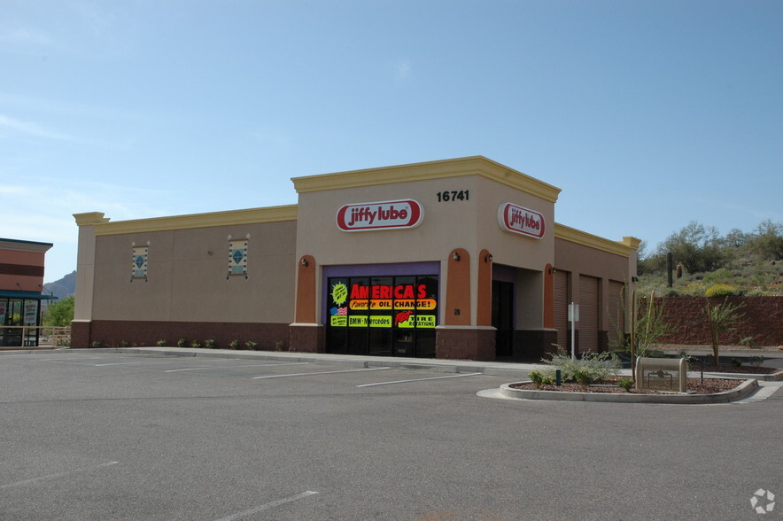 16741 E Shea Blvd, Fountain Hills, AZ for lease - Building Photo - Image 2 of 3