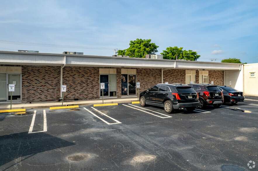 10101 W Sample Rd, Coral Springs, FL for lease - Building Photo - Image 3 of 22