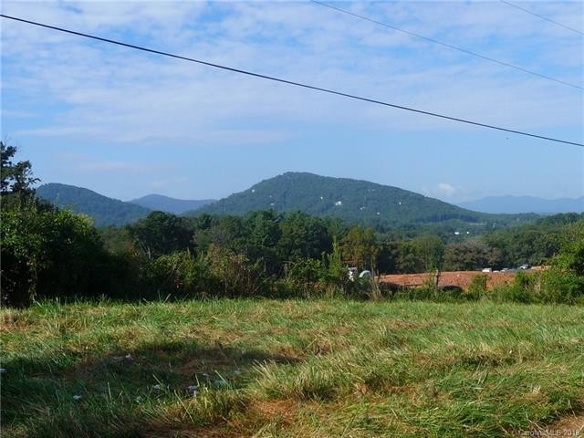 41 McIntosh Rd, Asheville, NC for sale Primary Photo- Image 1 of 1