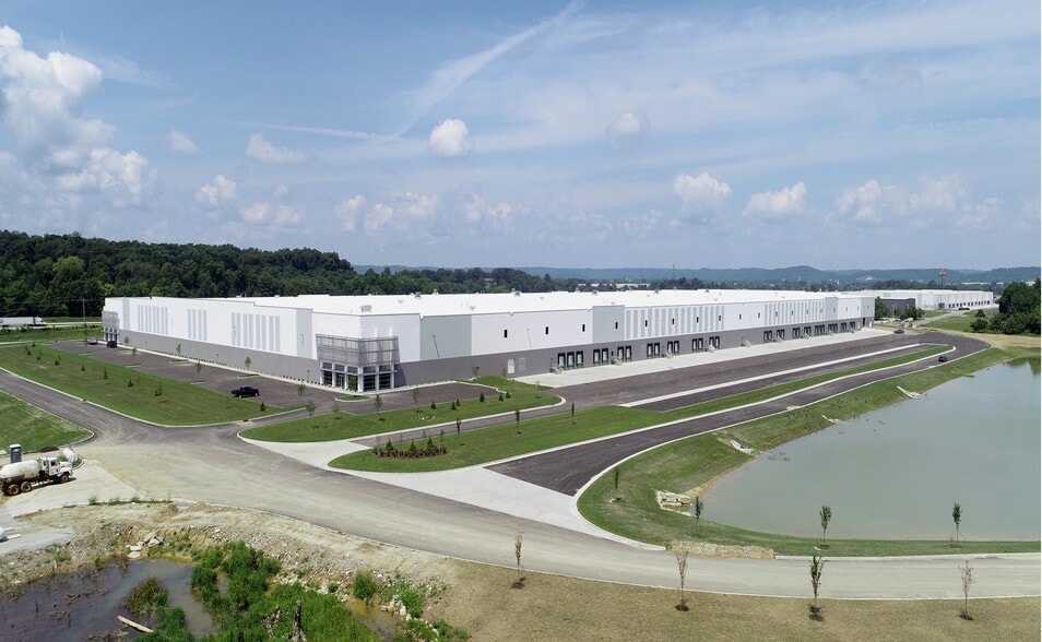 120 Velocity Way, Shepherdsville, KY for lease - Building Photo - Image 2 of 4