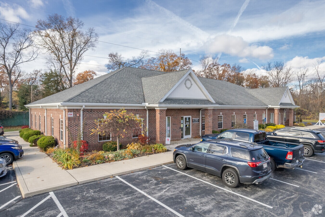 4417 N Holland Sylvania Rd, Toledo, OH 43623