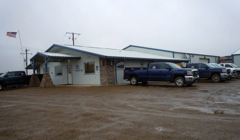 2746 Roughneck Rd N, Alexander, ND for sale - Primary Photo - Image 1 of 60