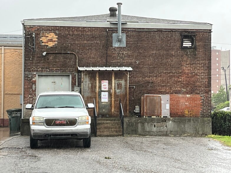 1314 Madison Ave, Memphis, TN for sale - Building Photo - Image 2 of 4