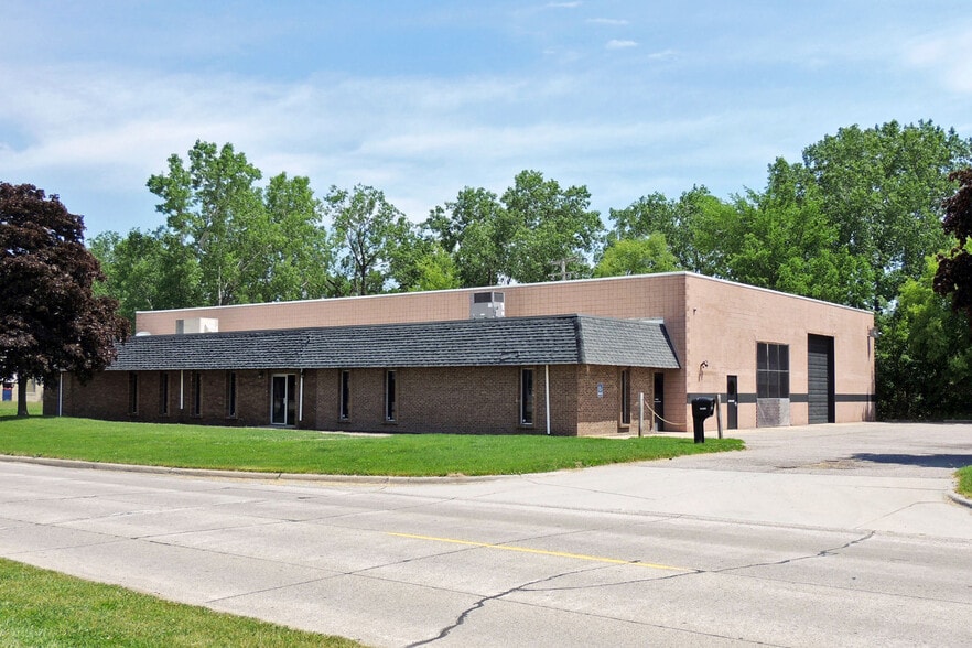 34300 Klein Rd, Fraser, MI for sale - Building Photo - Image 1 of 1