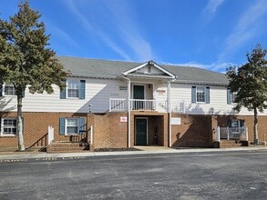11923 Centre St, Chester, VA for lease Interior Photo- Image 2 of 2