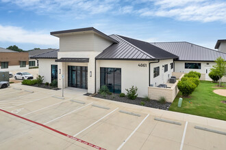 4841-4865 Williams Dr, Georgetown, TX for lease Building Photo- Image 1 of 2