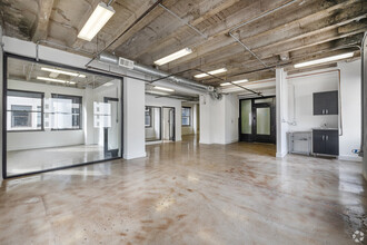 448 S Hill St, Los Angeles, CA for lease Interior Photo- Image 2 of 10