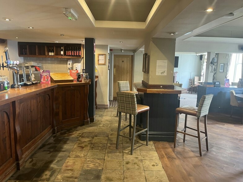 62 King St, Clitheroe for sale - Building Photo - Image 2 of 12